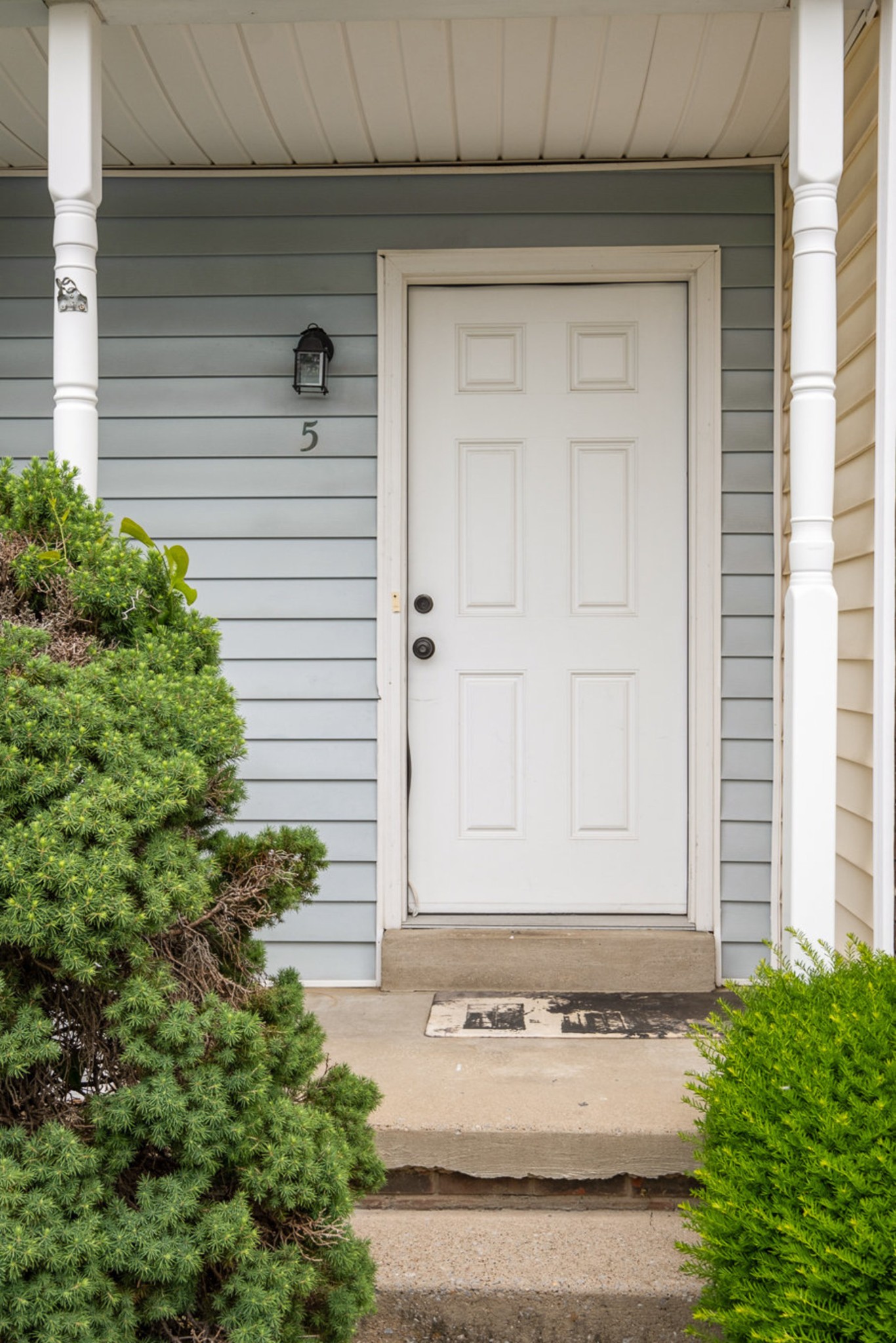 5 Rolling Meadows Dr