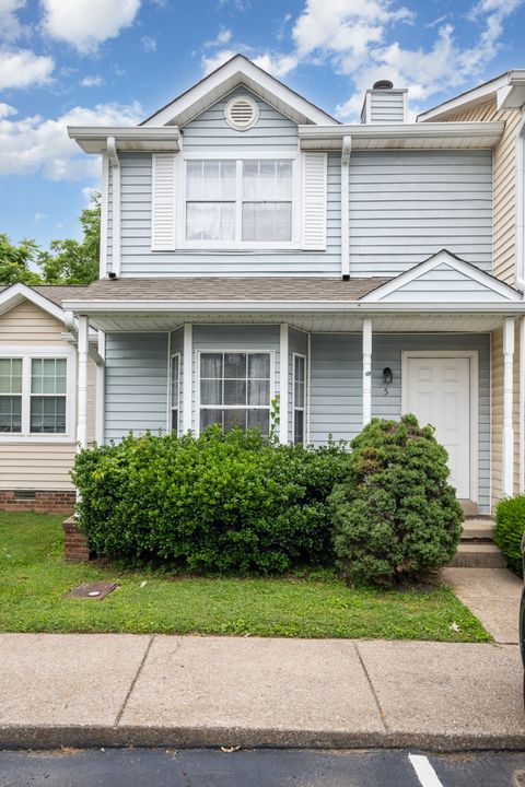 5 Rolling Meadows Dr Goodlettsville TN 37072