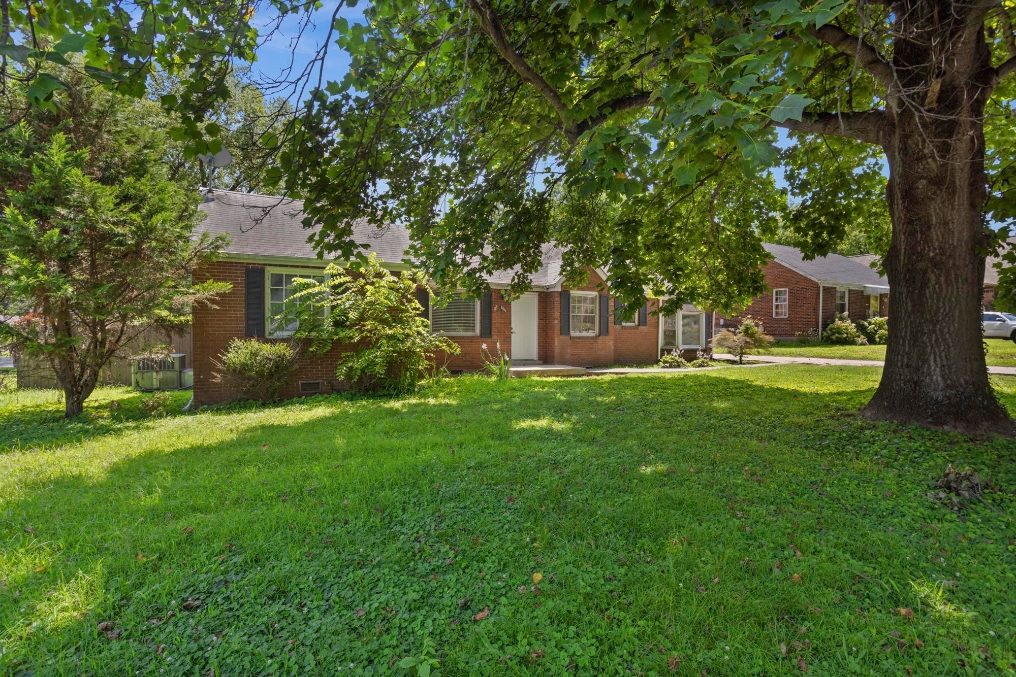 1001 Horseshoe Dr