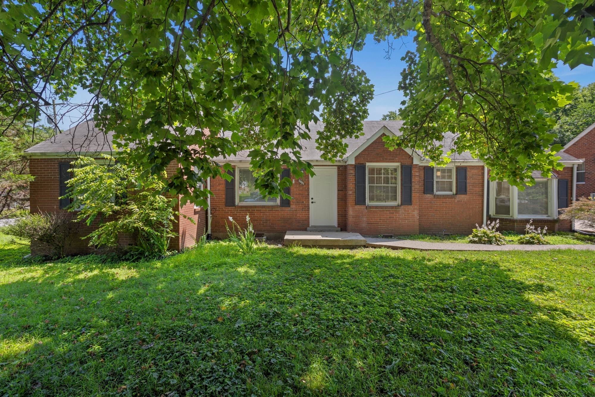 1001 Horseshoe Dr