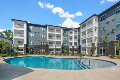1540 Lebanon Pike 111 Nashville TN 37210