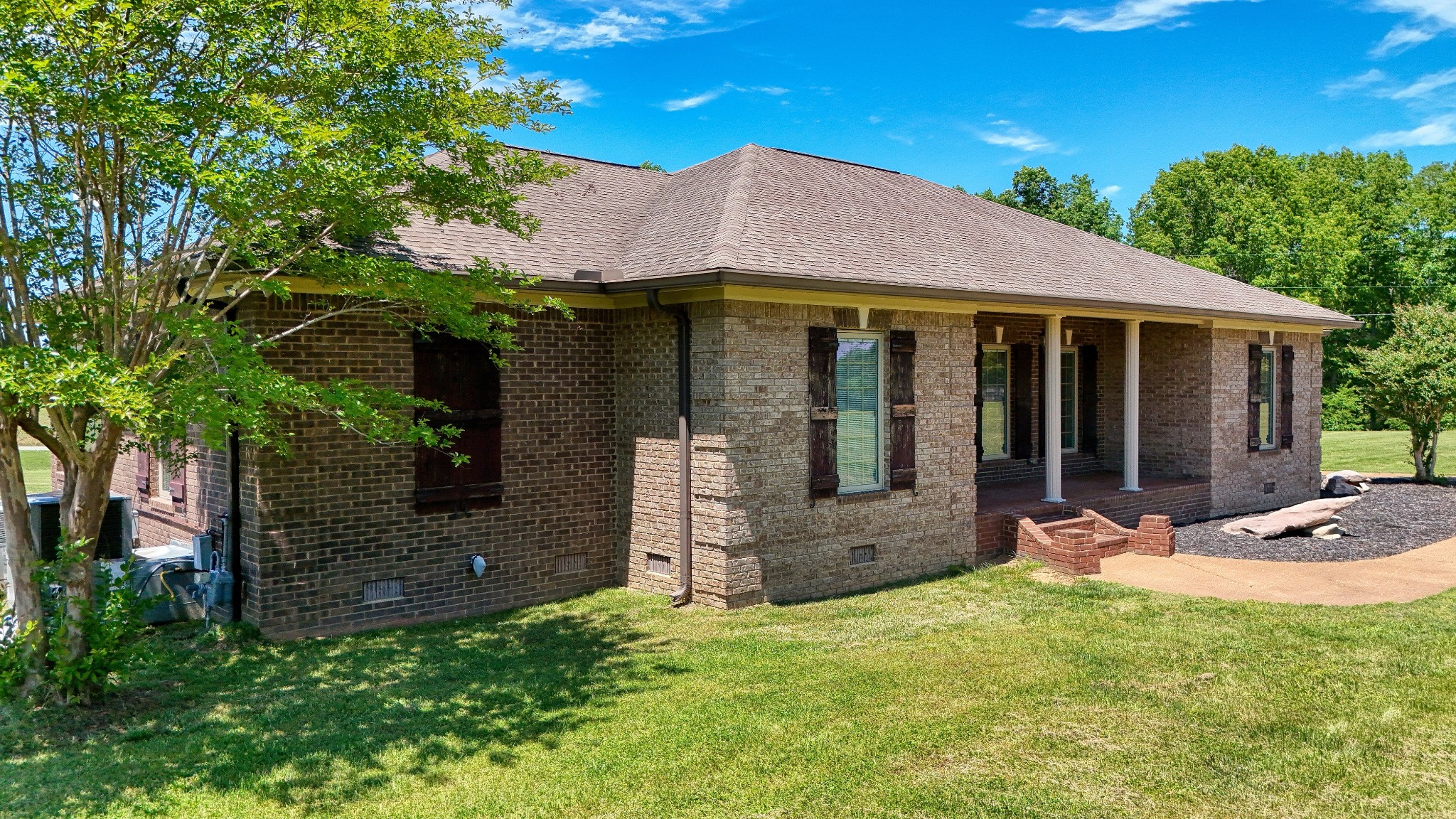 75 Crum Rd