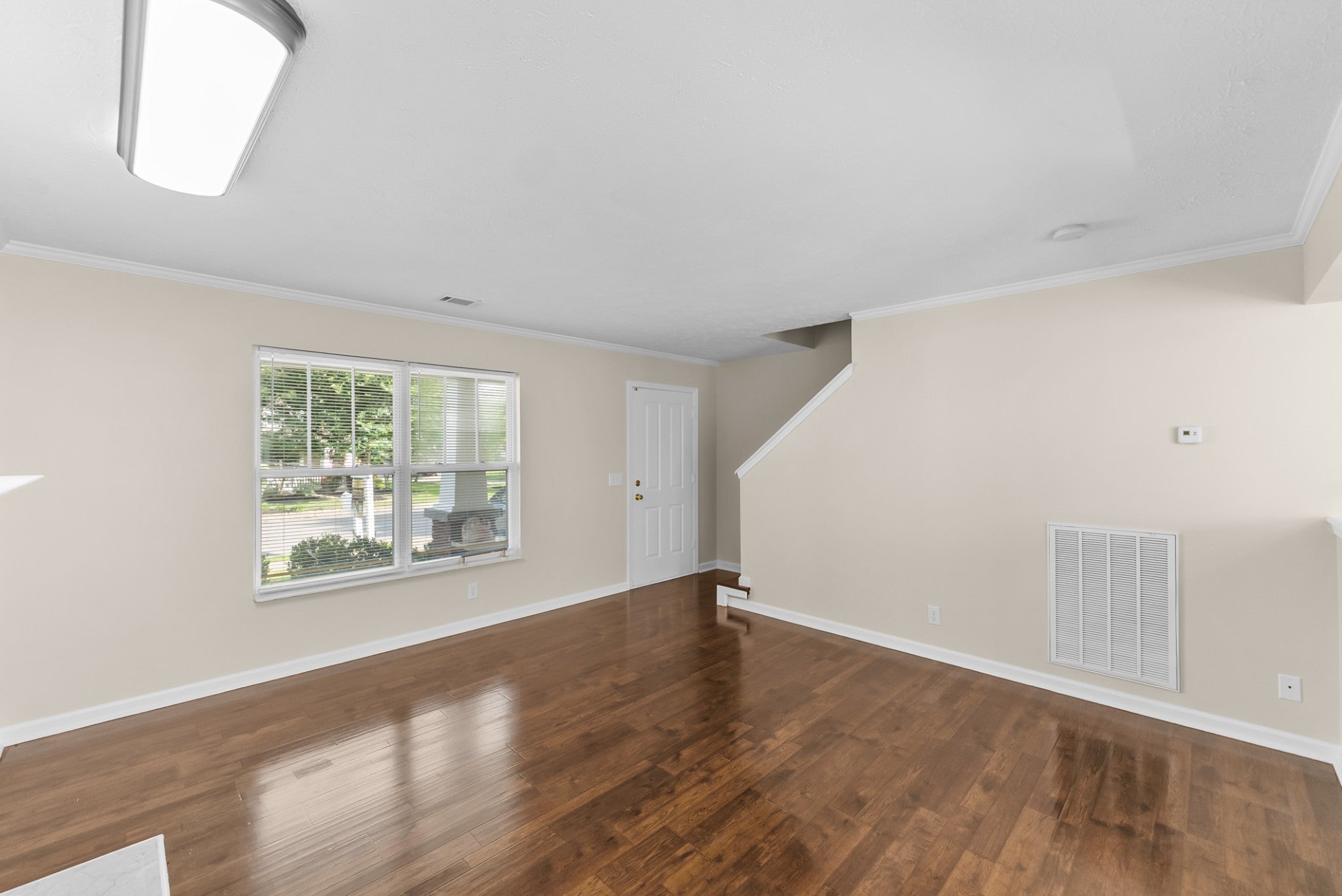 1042 Bradford Park Rd