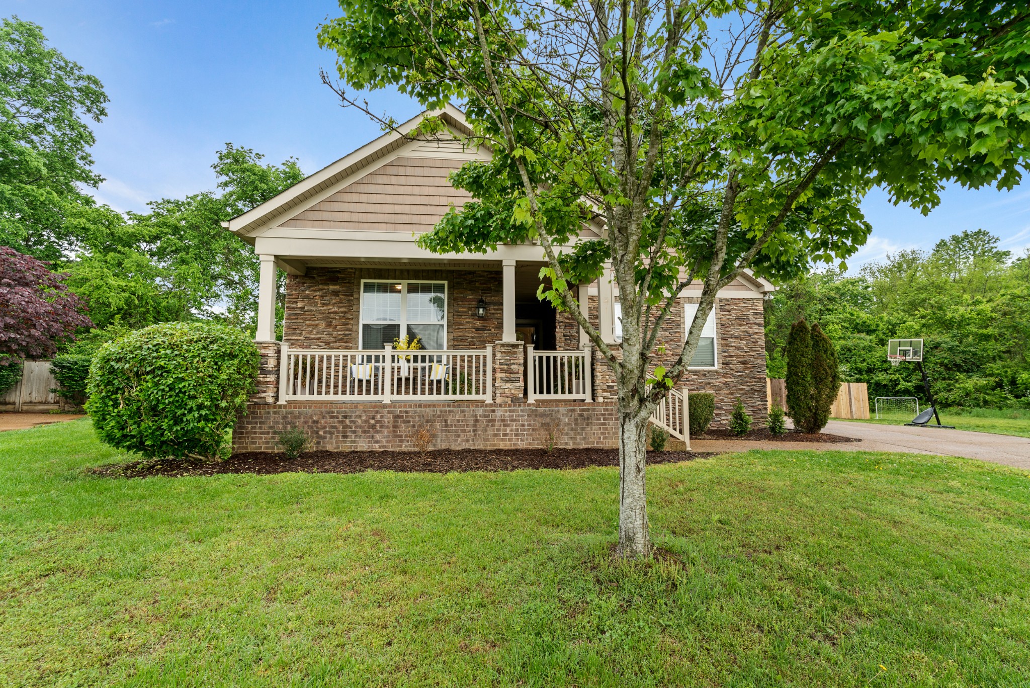 2014 Morton Dr