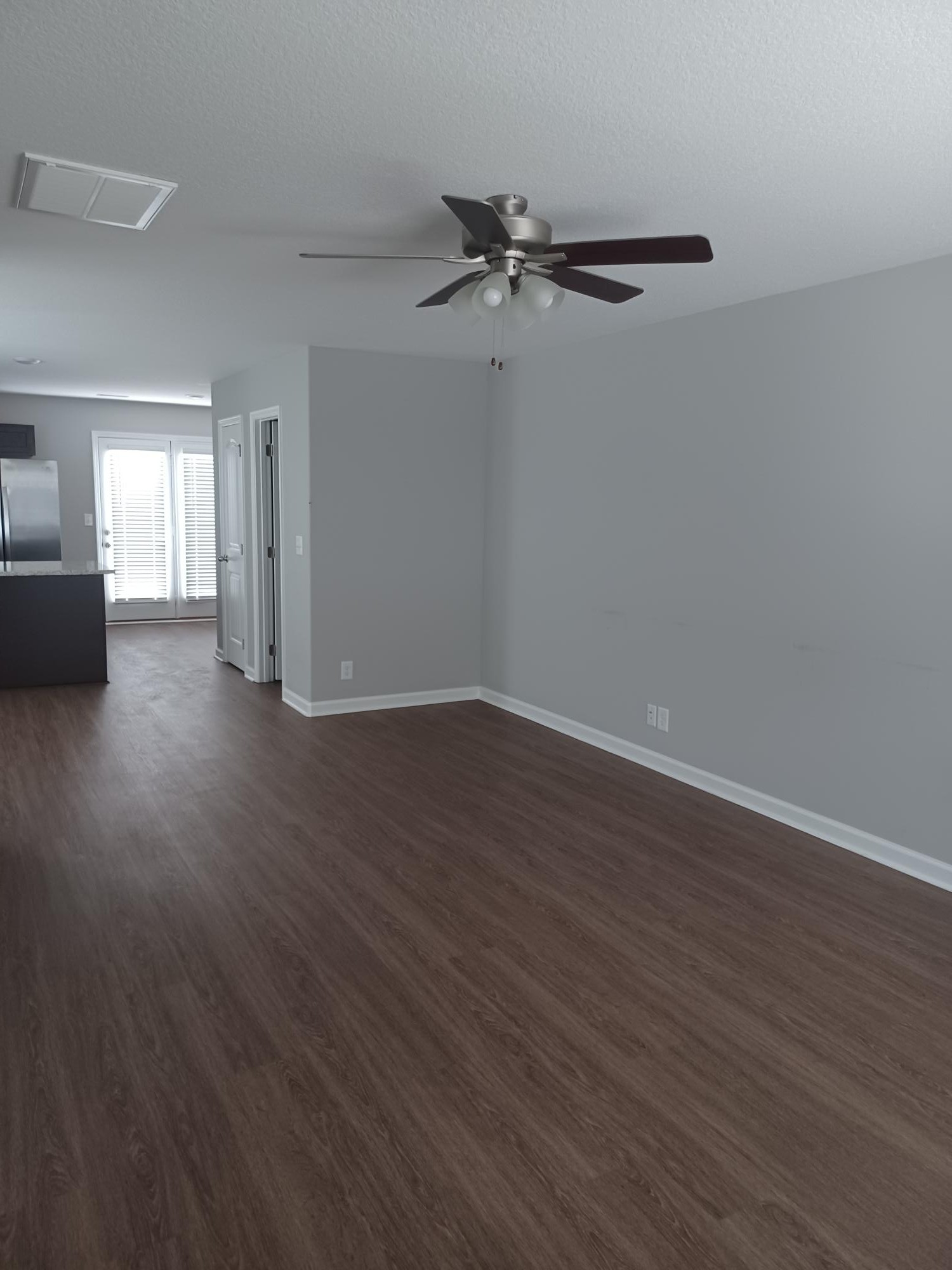 218 Woodland Valley Ln