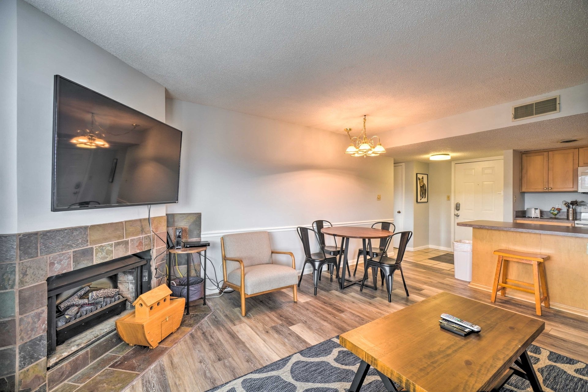 1380 Ski View Dr 3204