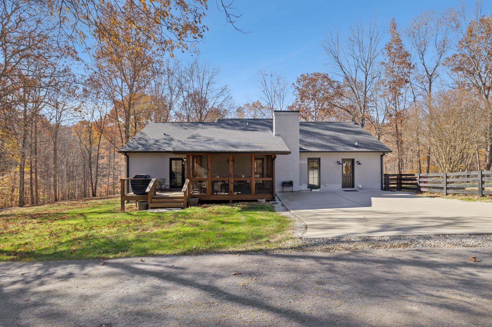 7340 Bradford Rd