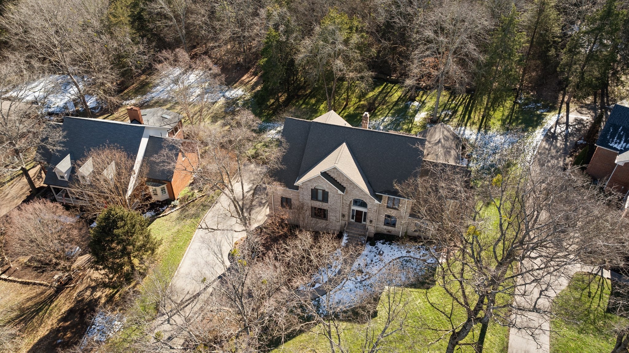 Brentwood, Tennessee 37027, United States, 4 Bedrooms Bedrooms, ,5 BathroomsBathrooms,Residential,Active,168597