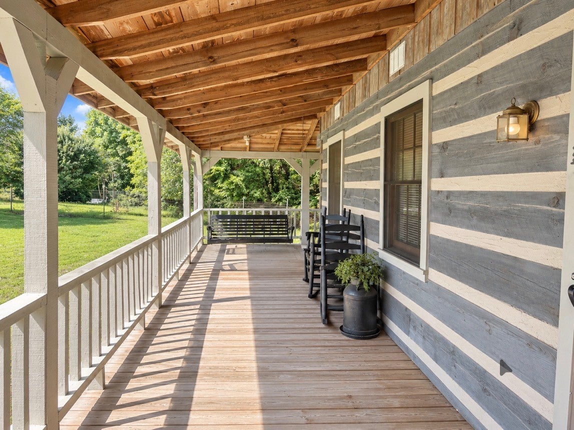 312 Grand View Dr