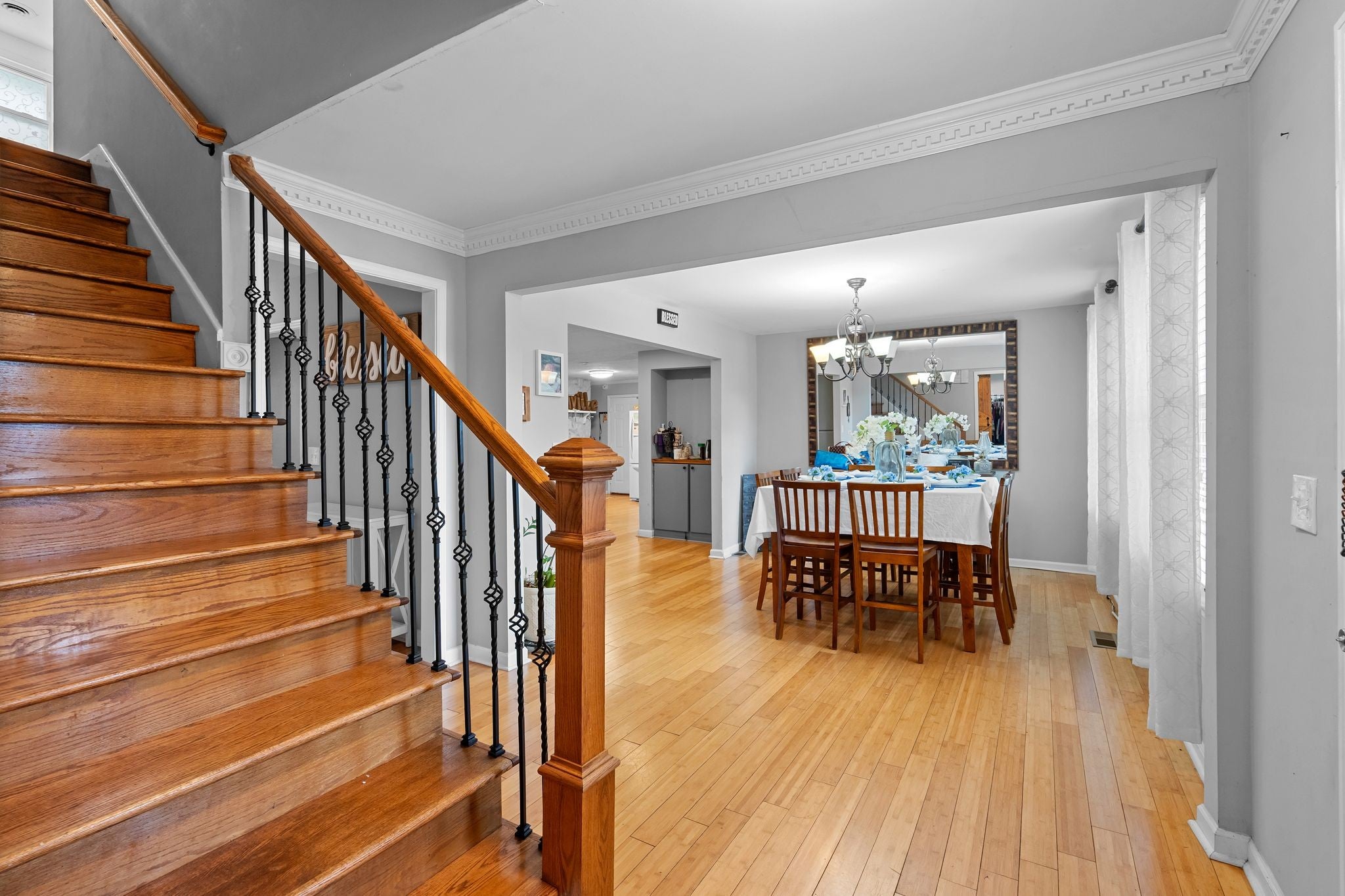 4059 Lake Pkwy