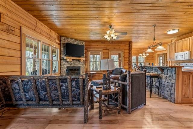 112 Settlers Point Rd