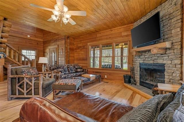 112 Settlers Point Rd