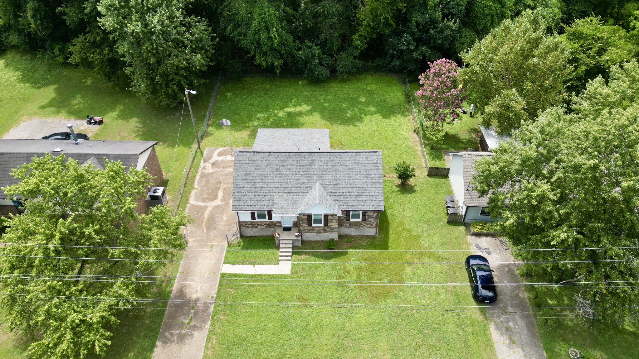 2528 McGinnis Dr