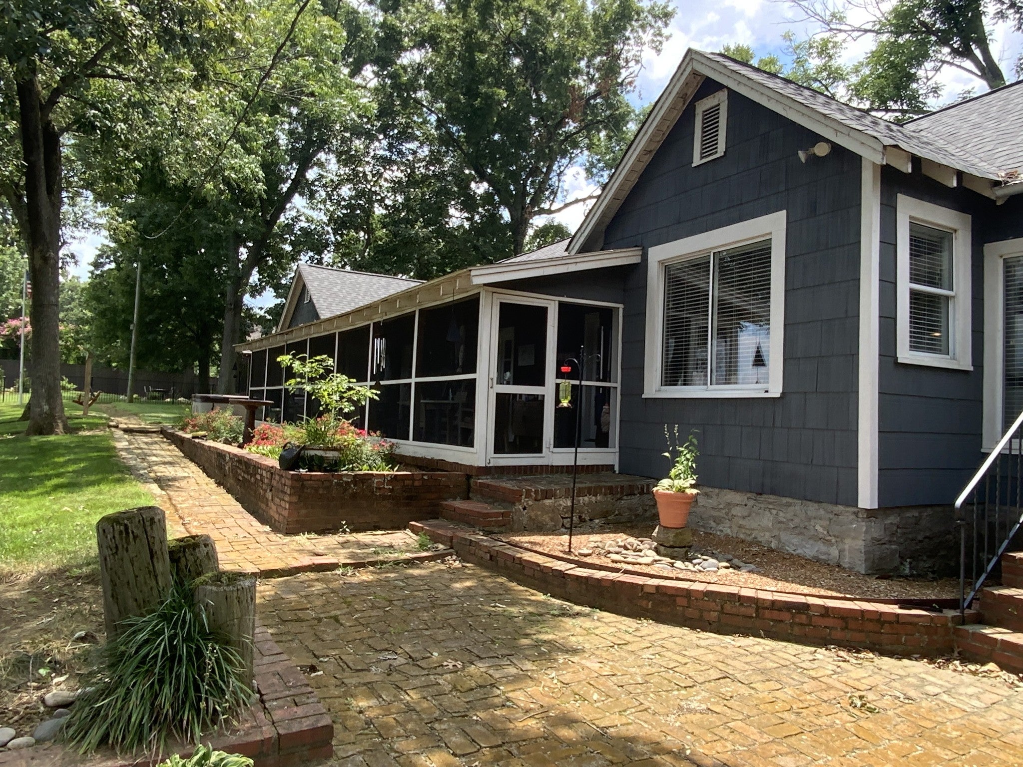 4414 Brush Hill Rd