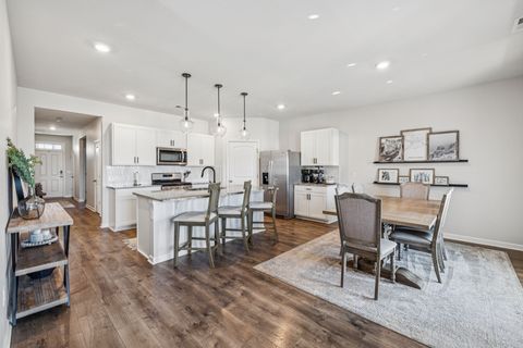 7083 Sunny Parks Dr White House TN 37188