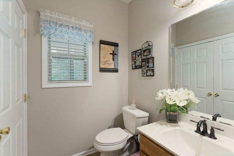 334 Avery Scroggs Rd