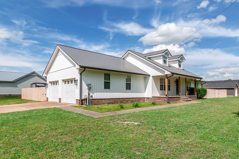 210 Edgewood Drive, Hohenwald, TN 38462 - MLS#: 2866363