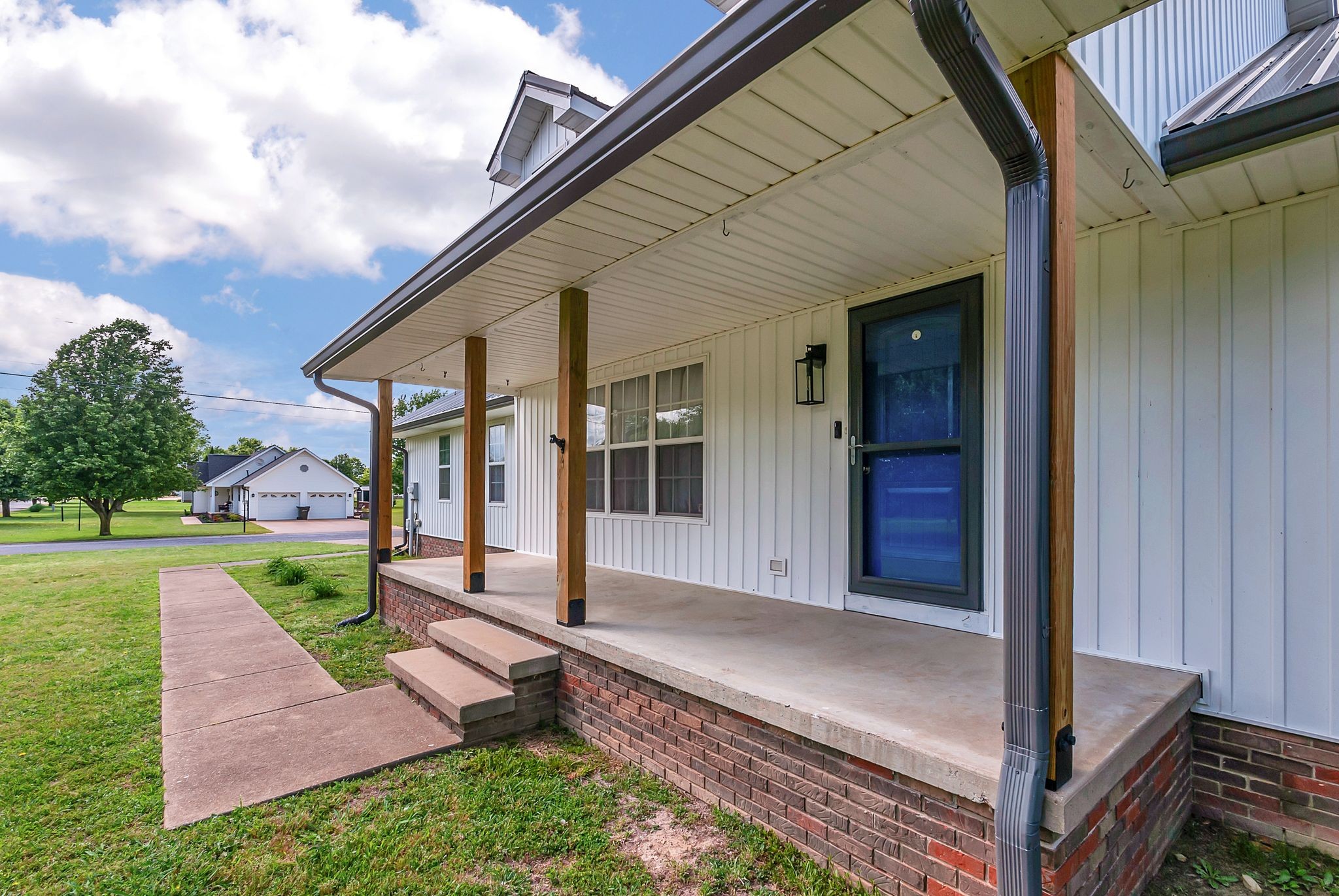210 Edgewood Drive
