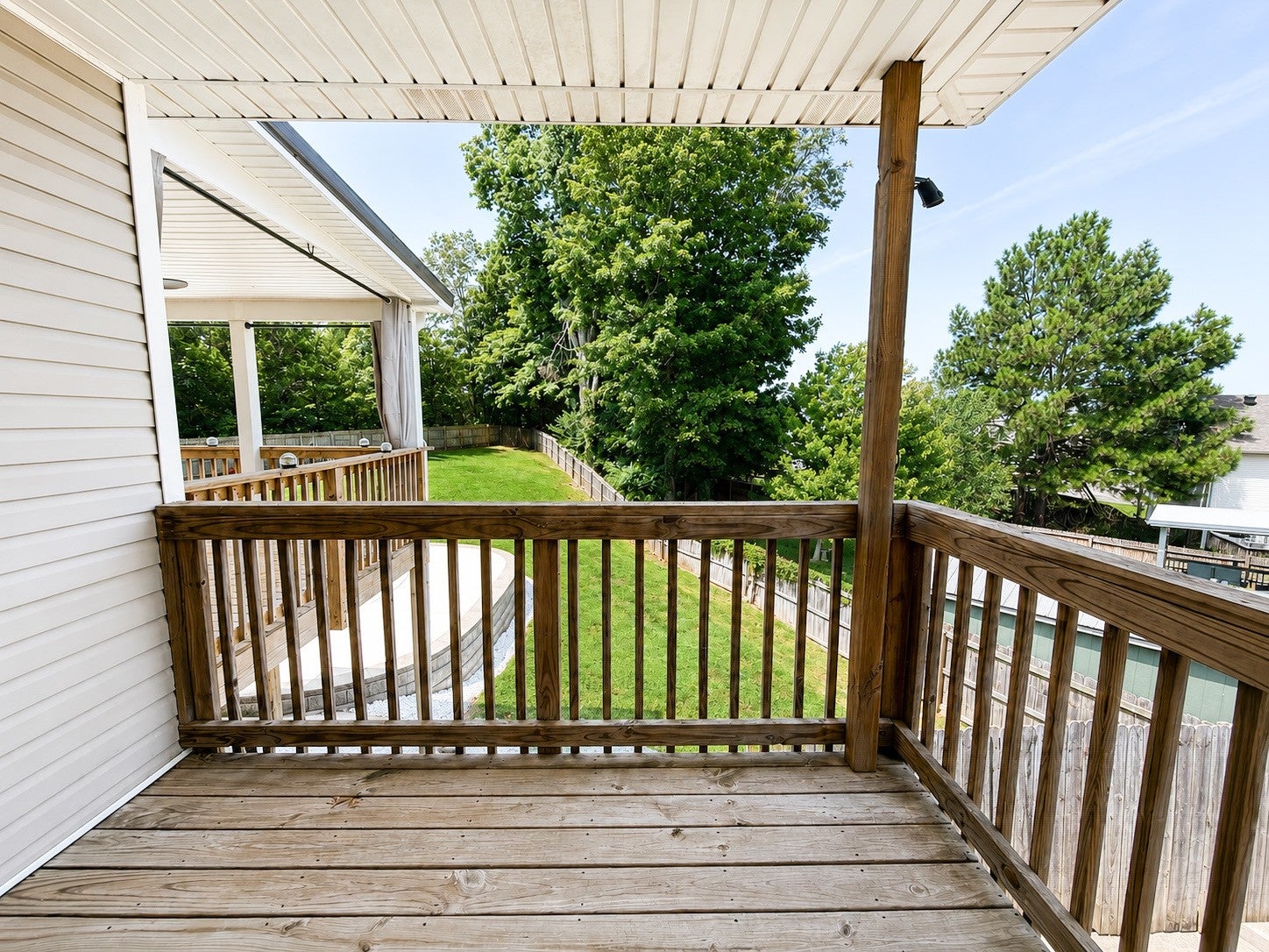 1382 Mountain Way