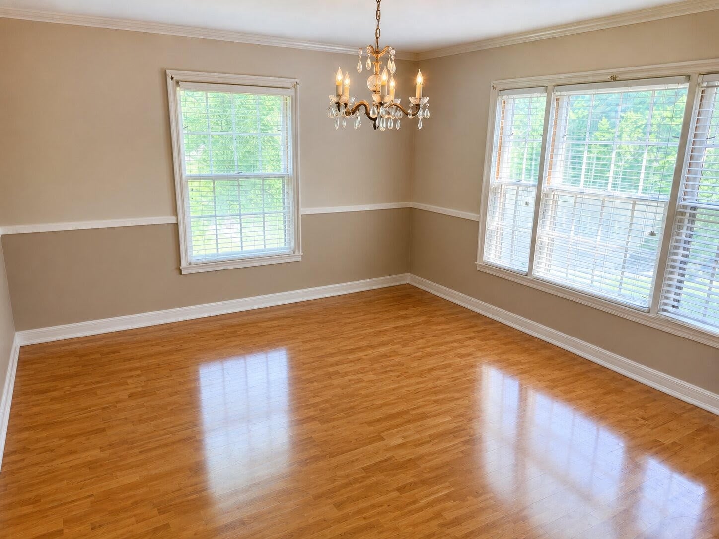 105 3rd Ave E