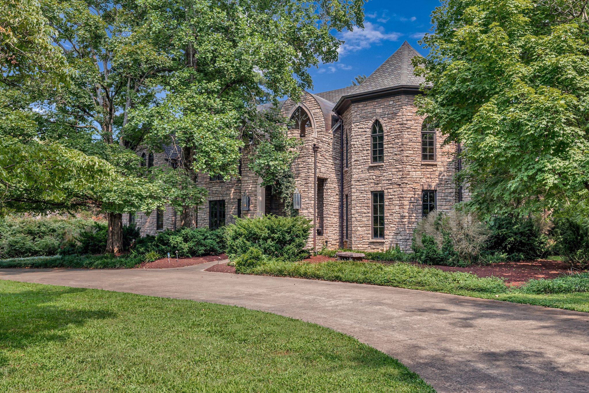 1108 Belle Meade Blvd