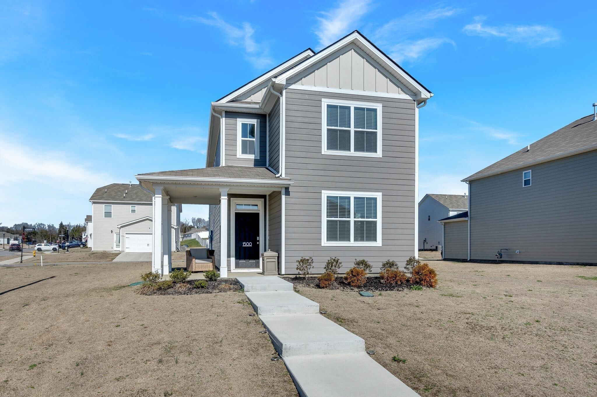 1500 Ashgrove Pl