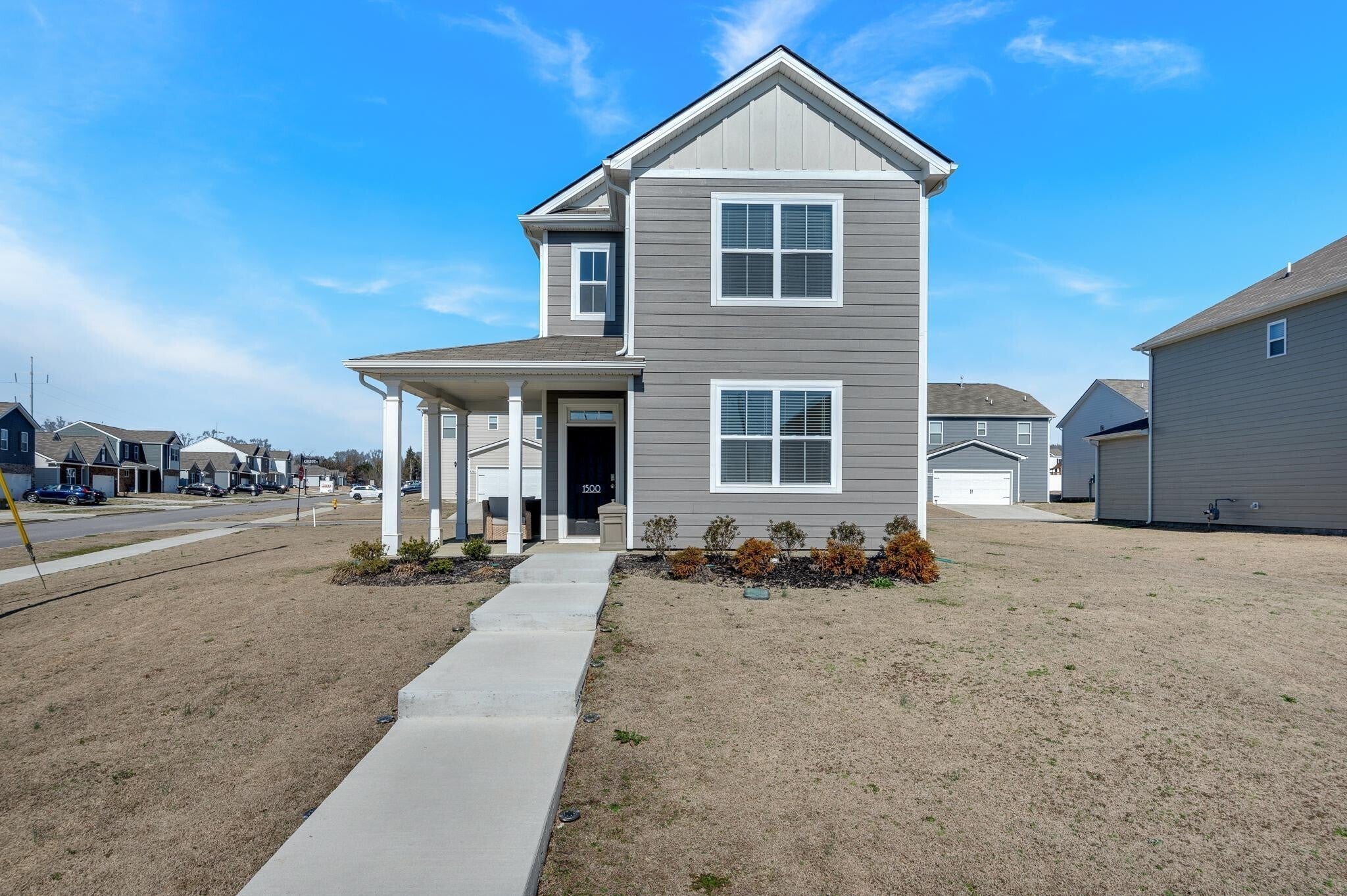 1500 Ashgrove Pl