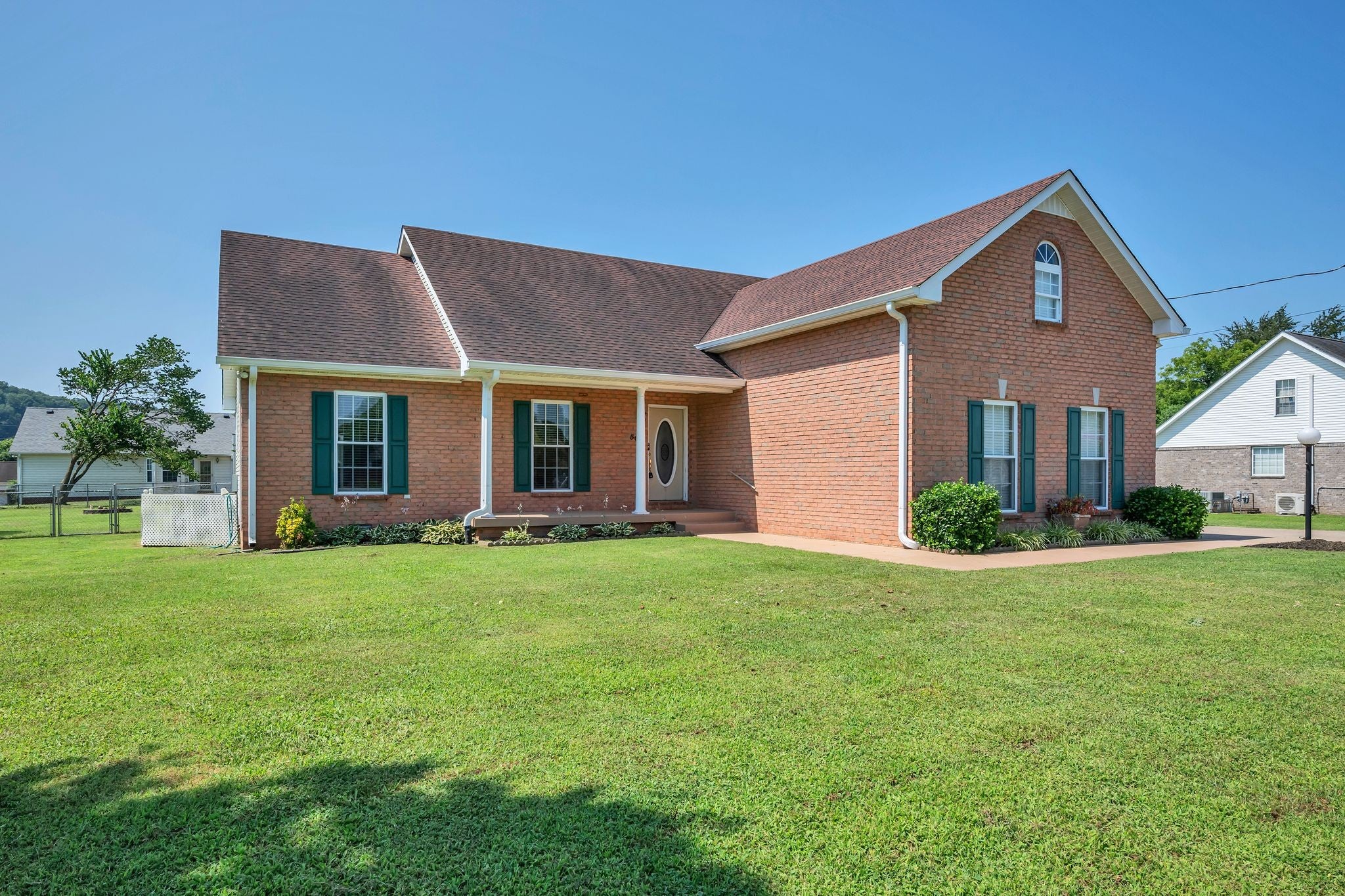 567 Bluff View Dr