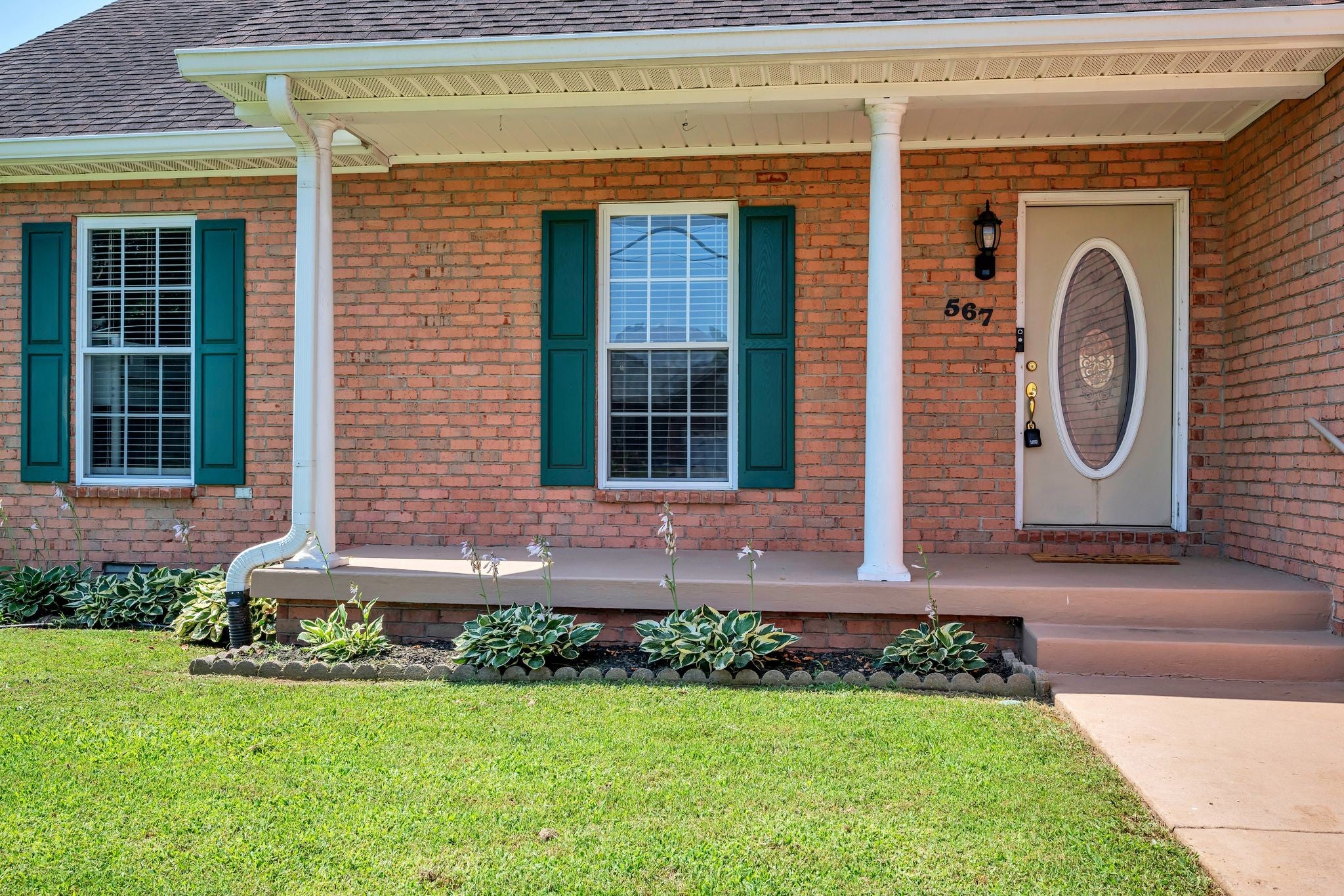 567 Bluff View Dr