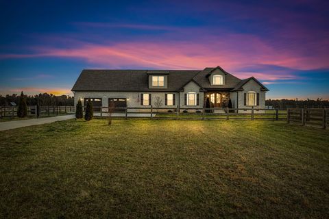 852 Longview Rd Shelbyville TN 37160