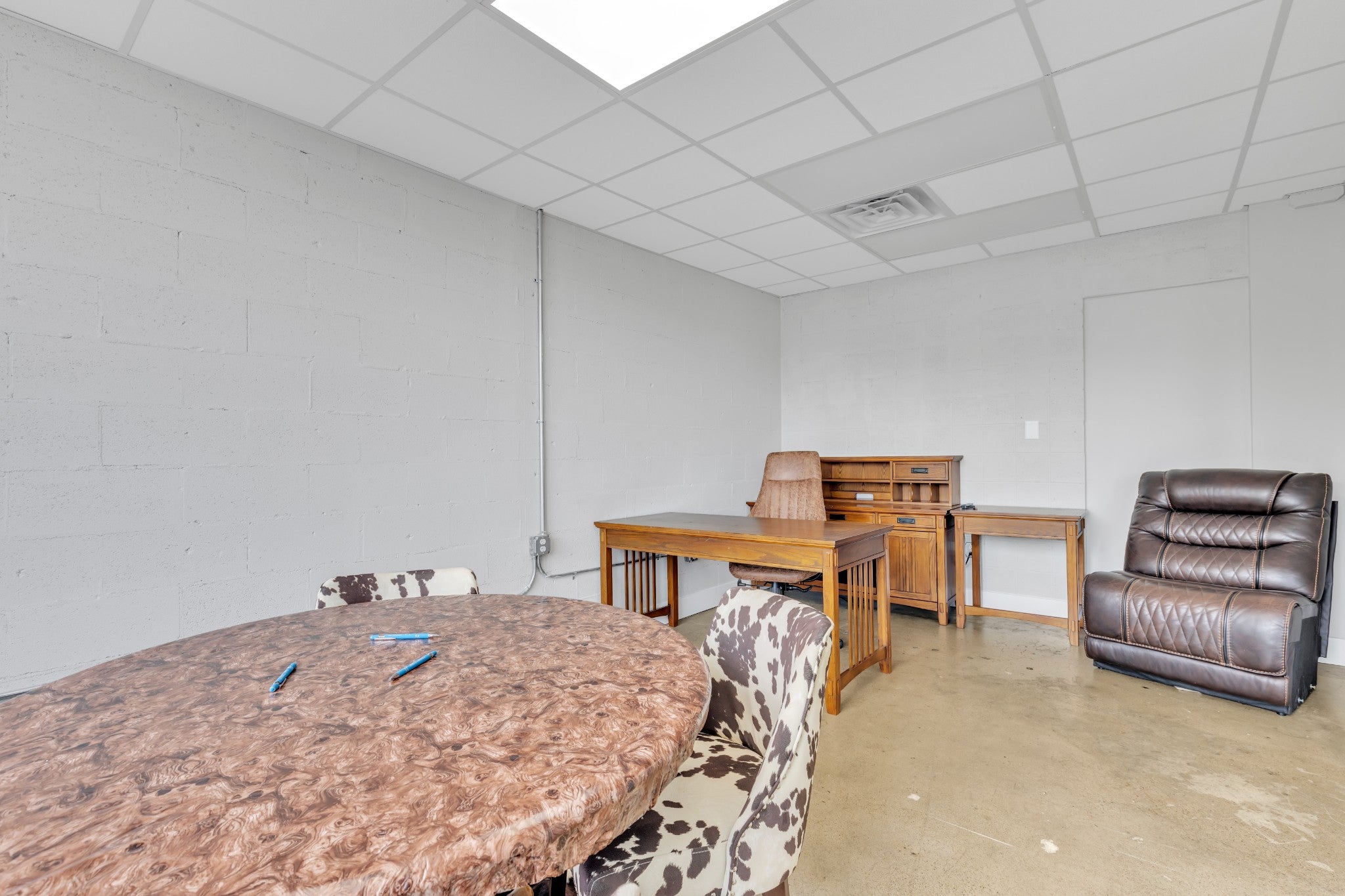 204 5th Ave E