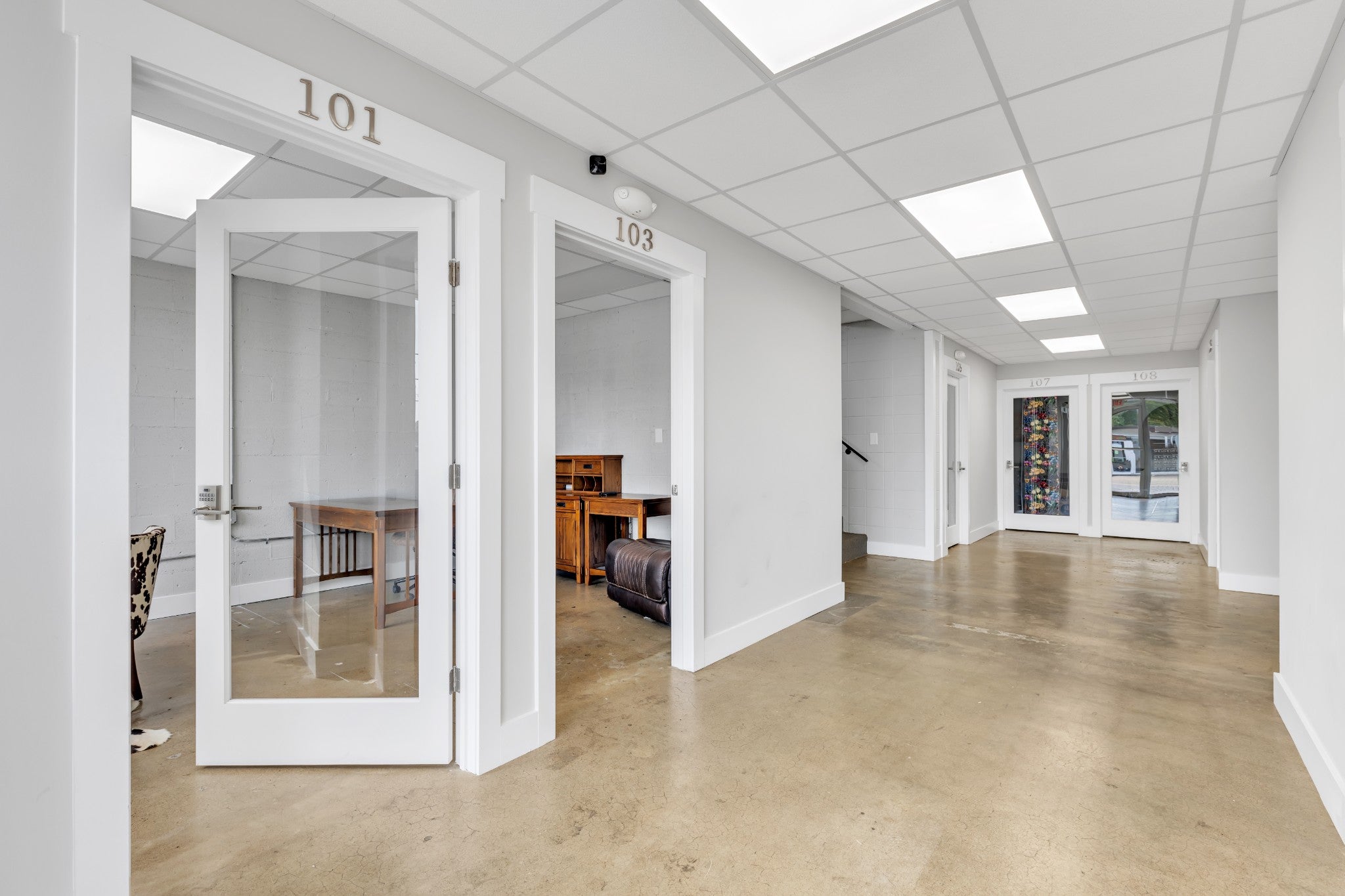 204 5th Ave E