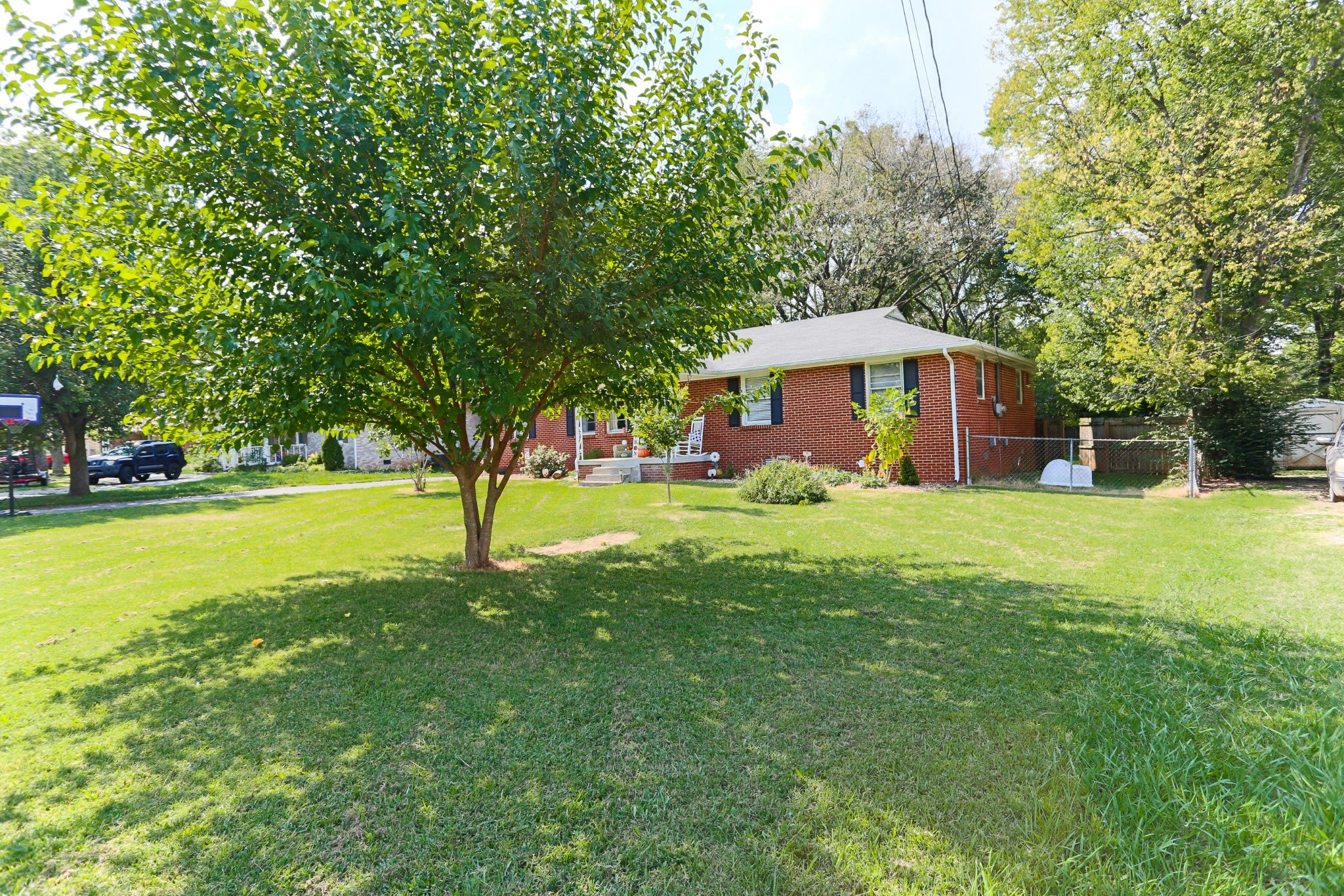 6641 Forrest Ln