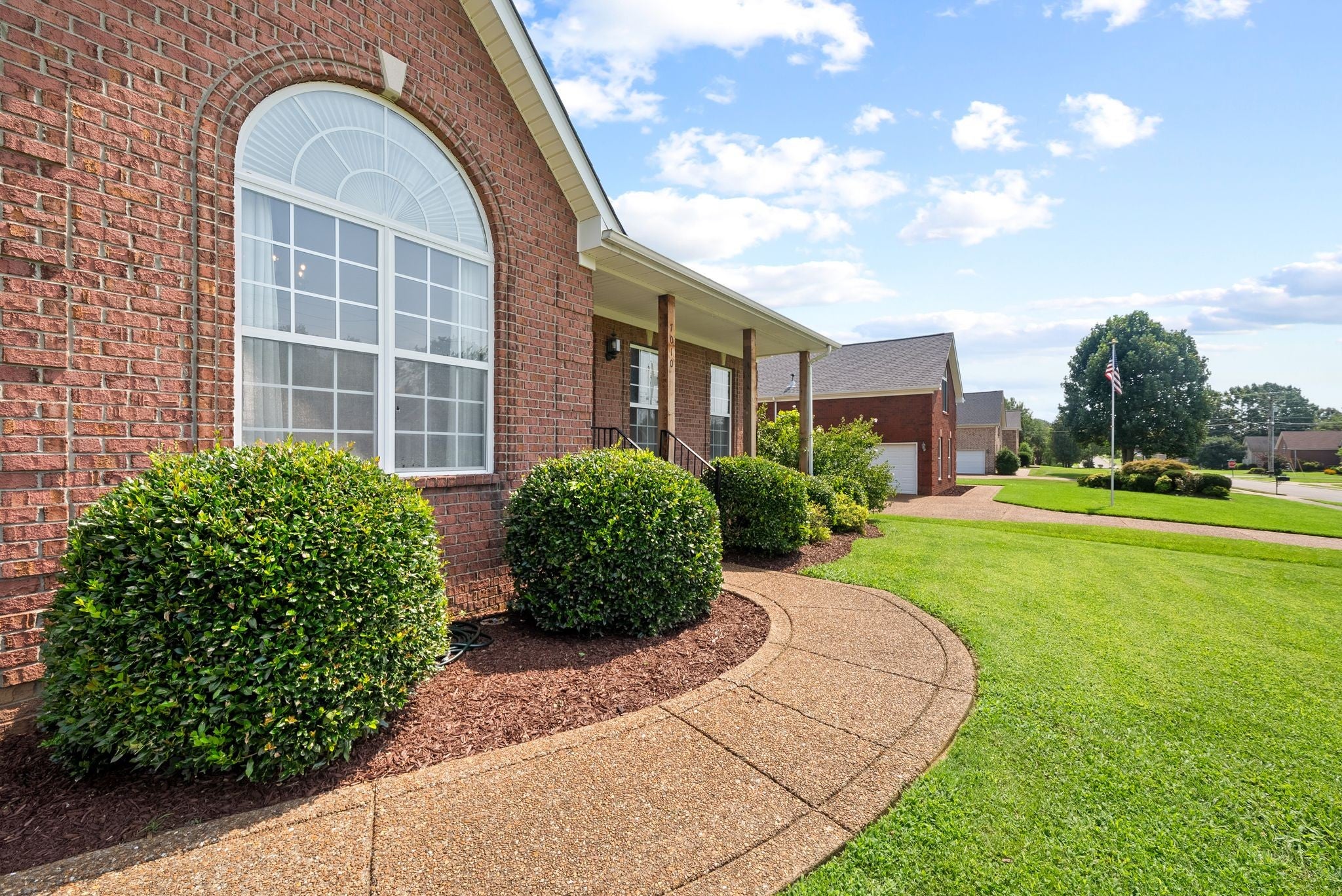 7010 Buffalo Drive