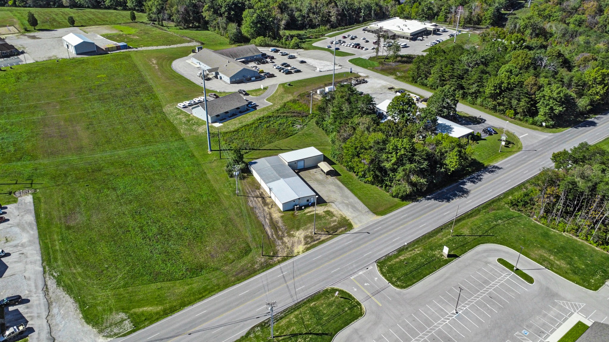 135 Industrial Blvd