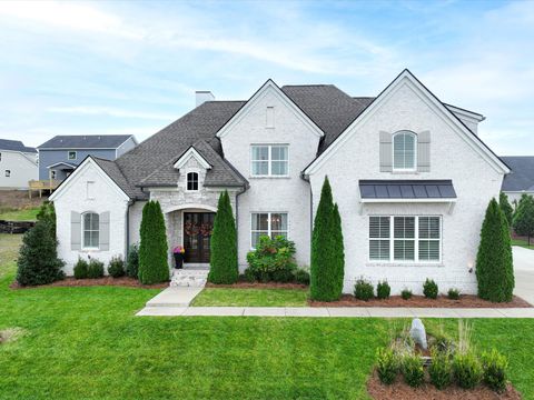 828 Regimental Dr Hermitage TN 37076