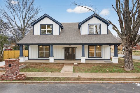 410 3rd Ave Fayetteville TN 37334