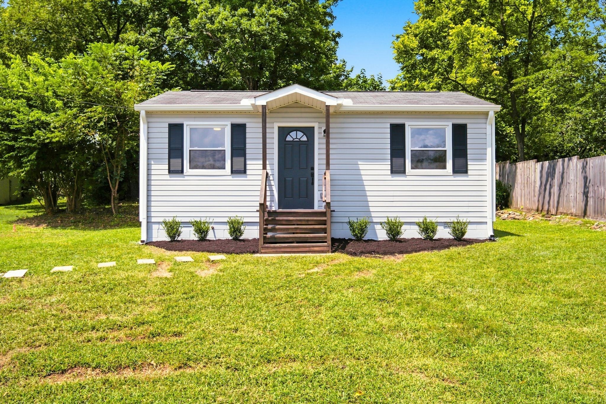 1-bed listing at 2601b Inga St, Nashville