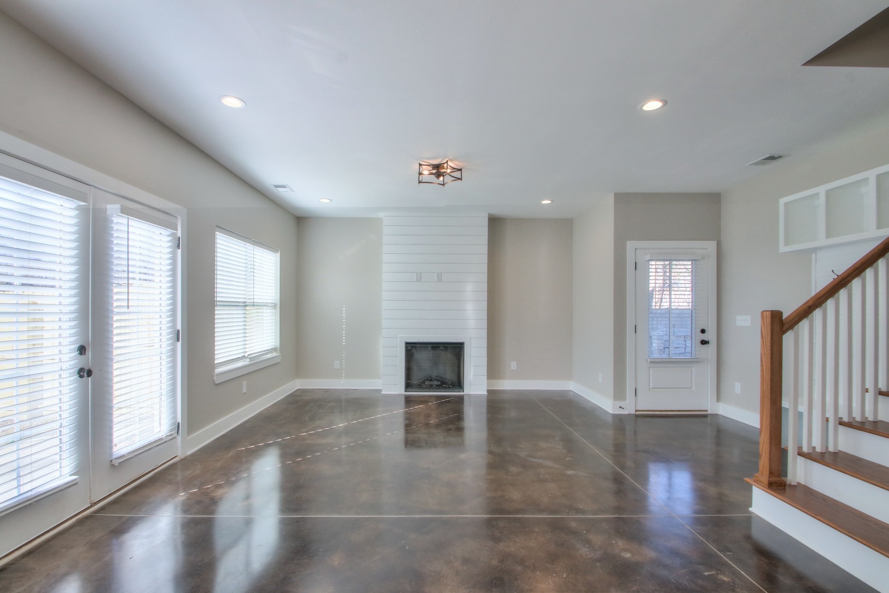1008B Cahal Ave