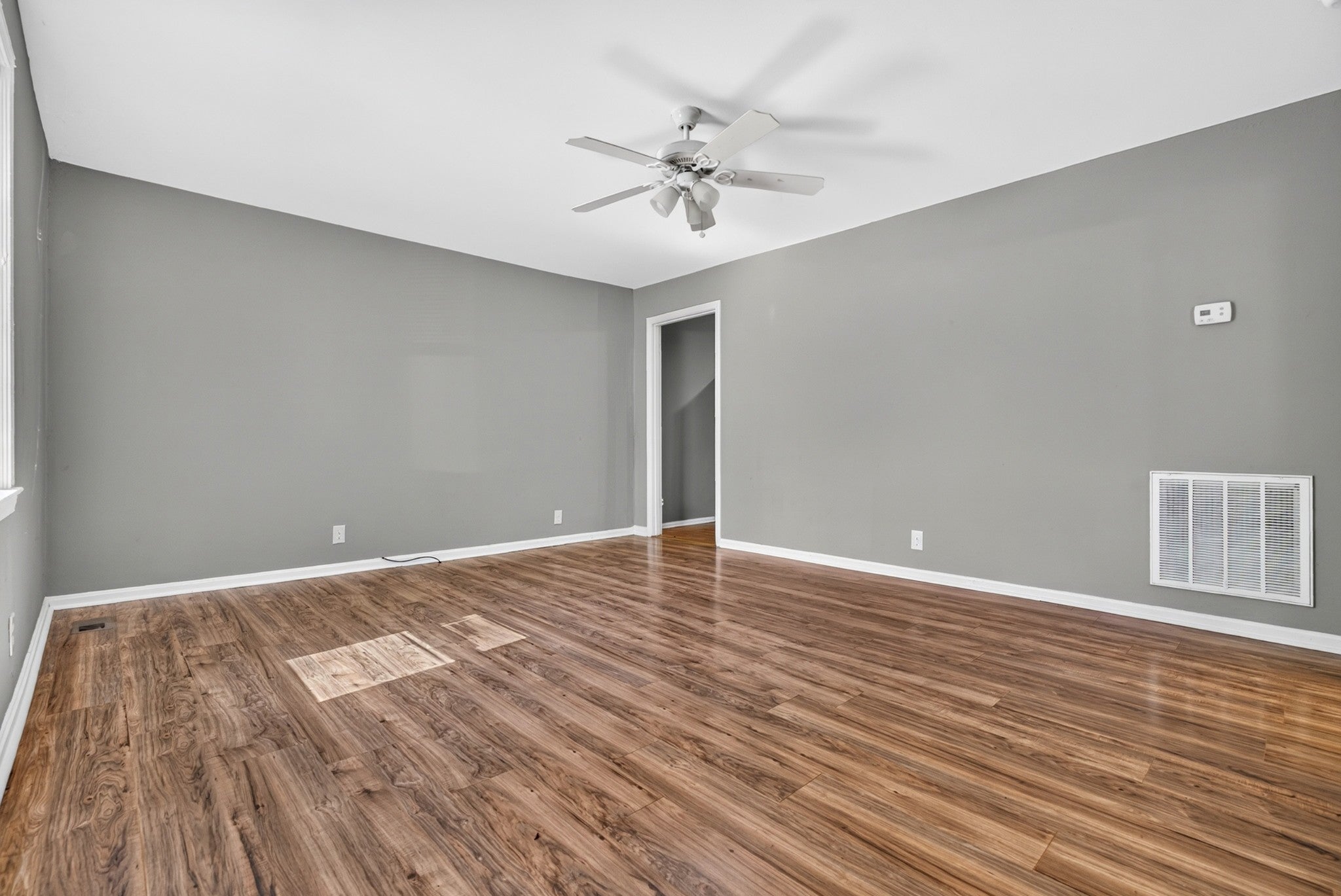 896 Locust Dr