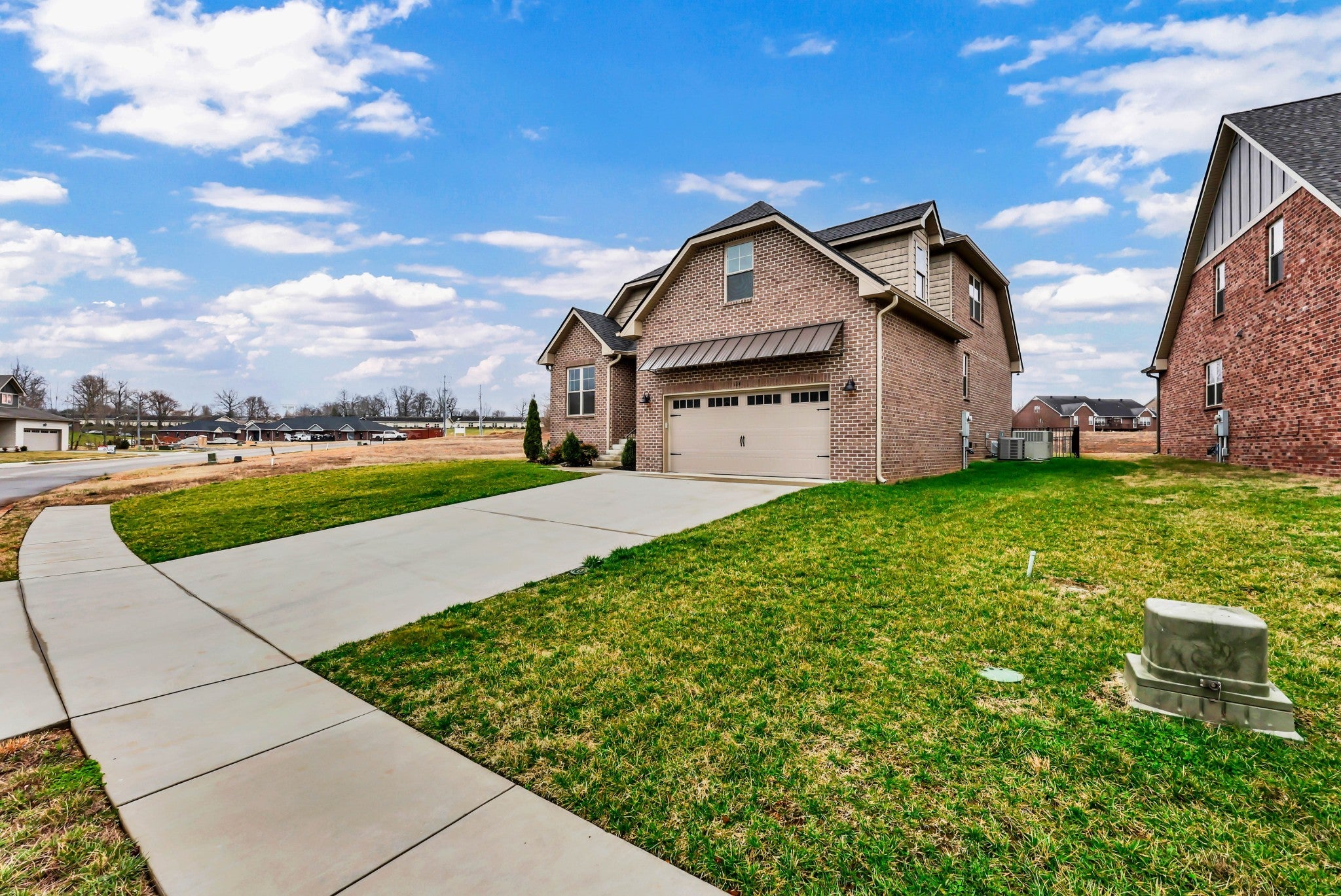 124 Cottage Ln
