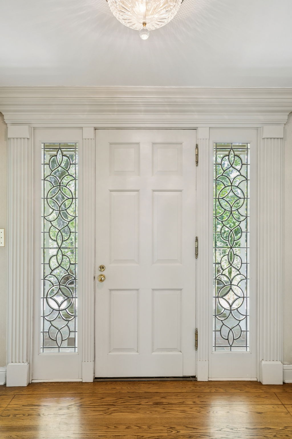 Nashville, Tennessee 37205, United States, 3 Bedrooms Bedrooms, ,4 BathroomsBathrooms,Residential,Pending,191552