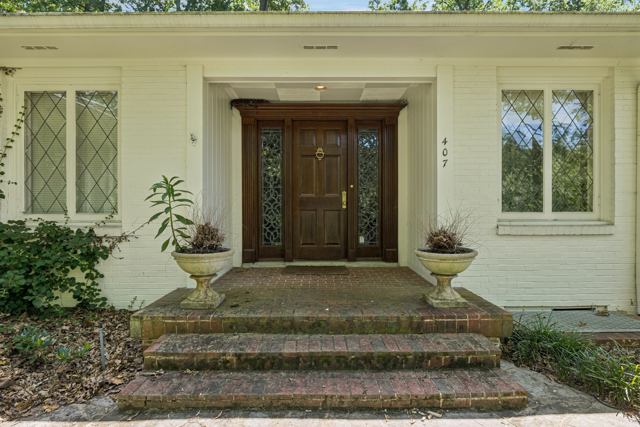 407 Hillwood Blvd