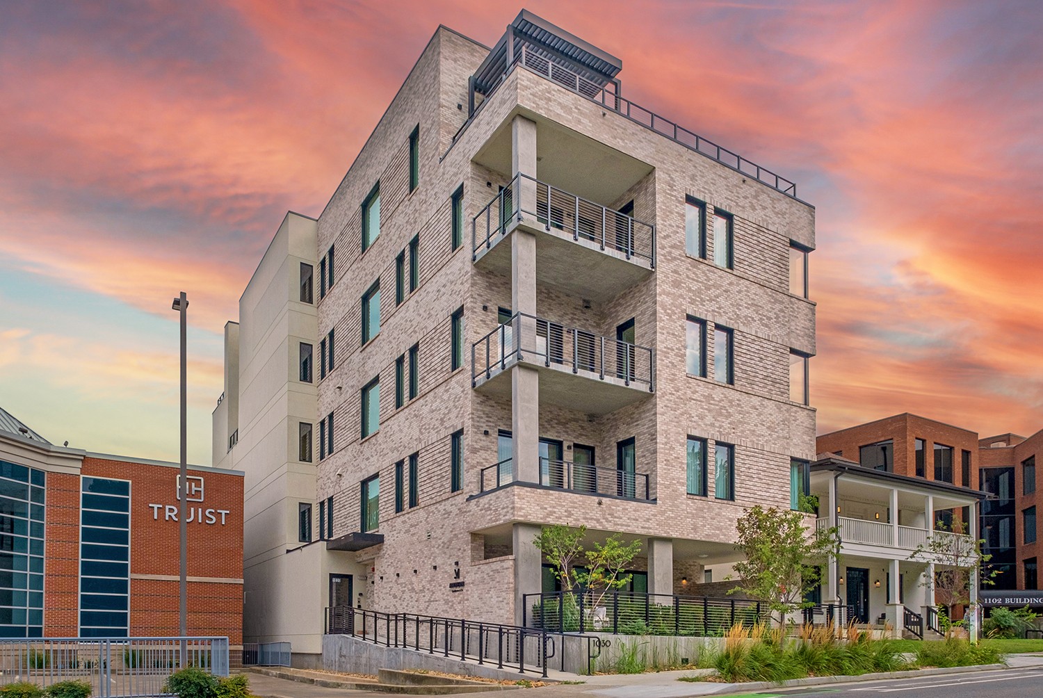1030 17th Ave S 101