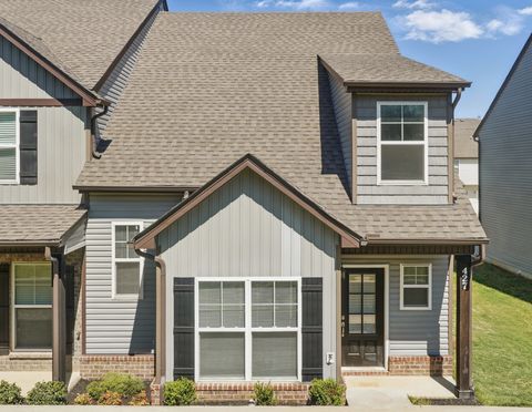 427 Rick McCormick Dr La Vergne TN 37086