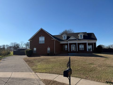 927 Westbrook Dr Gallatin TN 37066