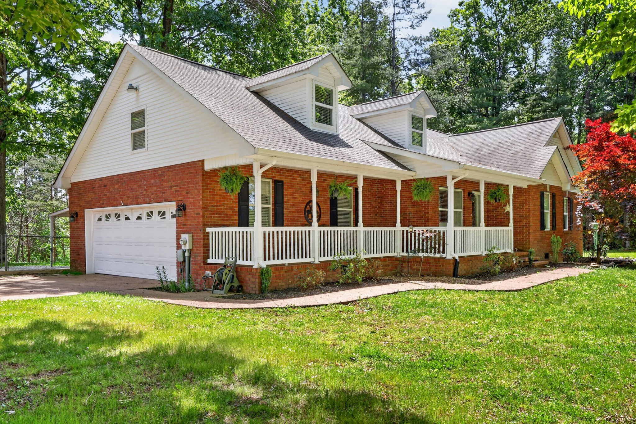 2502 Dobbins Pike