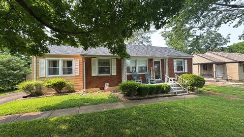 206 S Meadow Cir Clarksville TN 37043