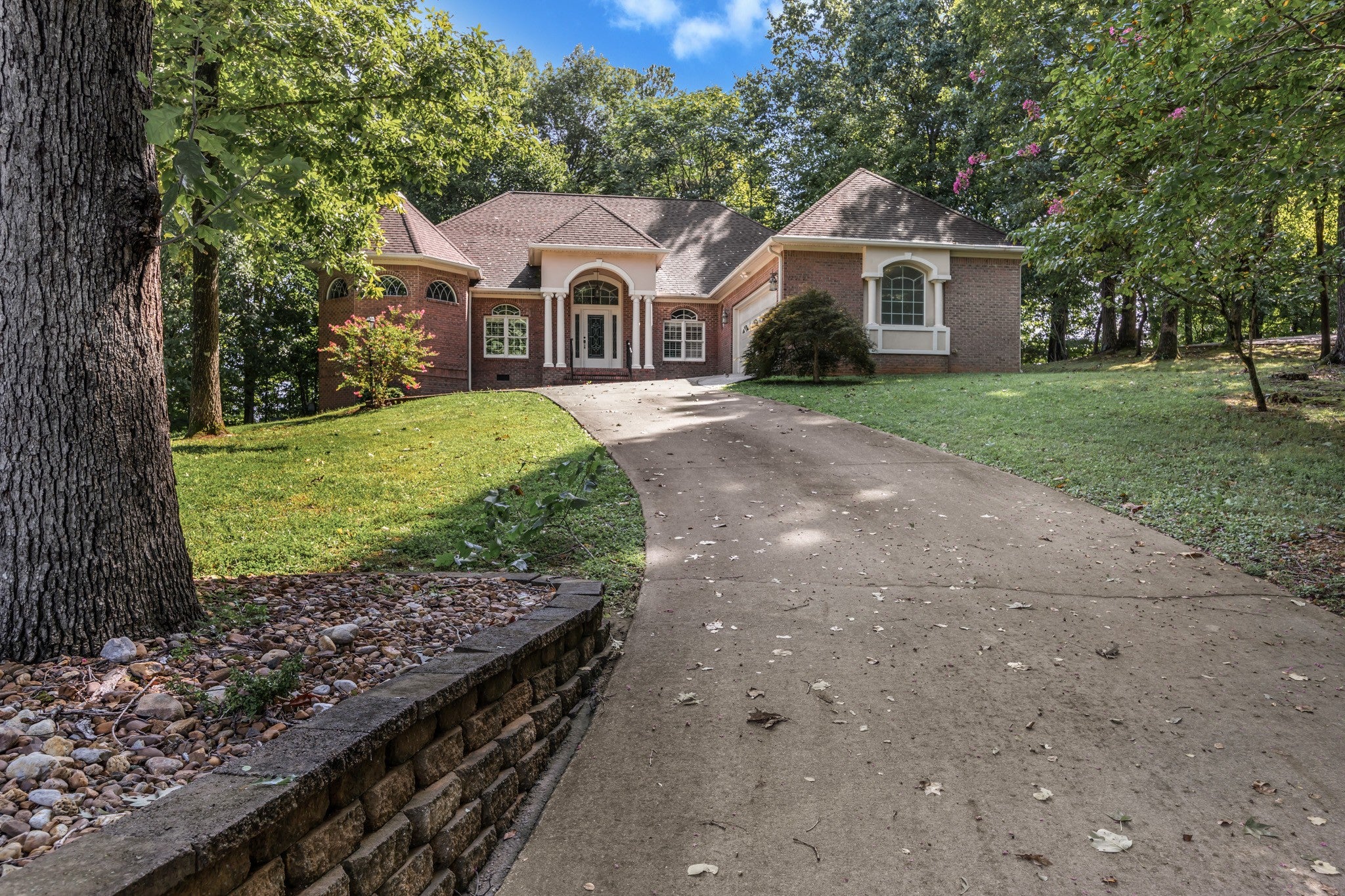 345 King Ridge Dr NW