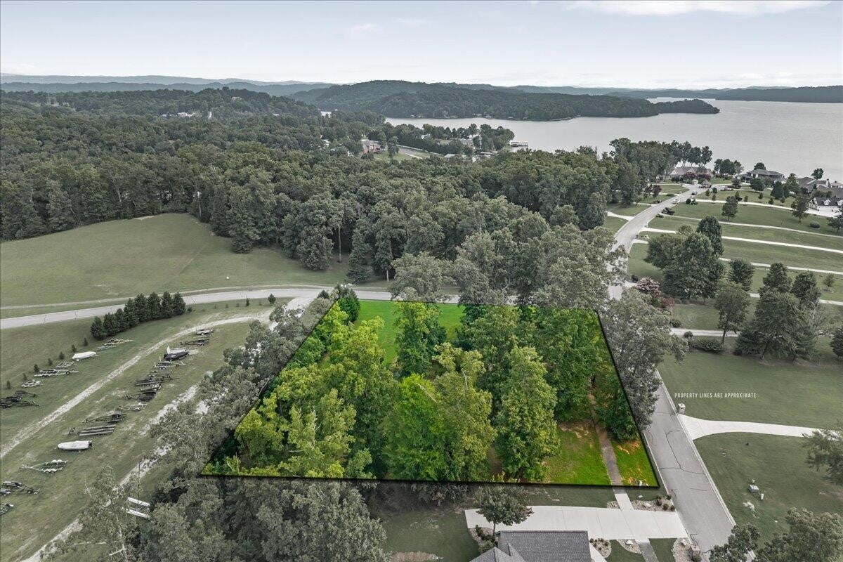421 Waterfront Way